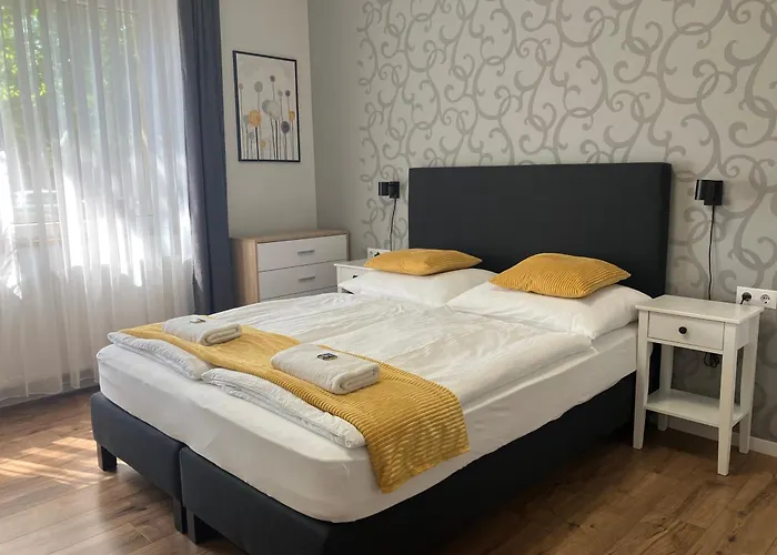 Illa Apartments